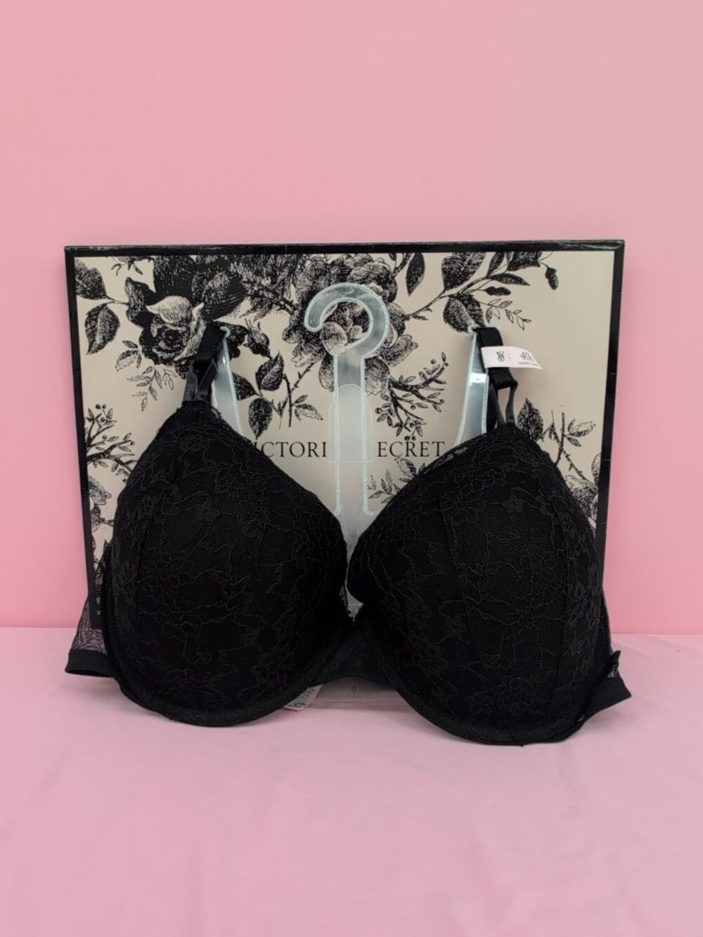 Victoria's Secret Sexy Tee Posey Lace Lightly Lined Demi Bra Black 40D NWT
